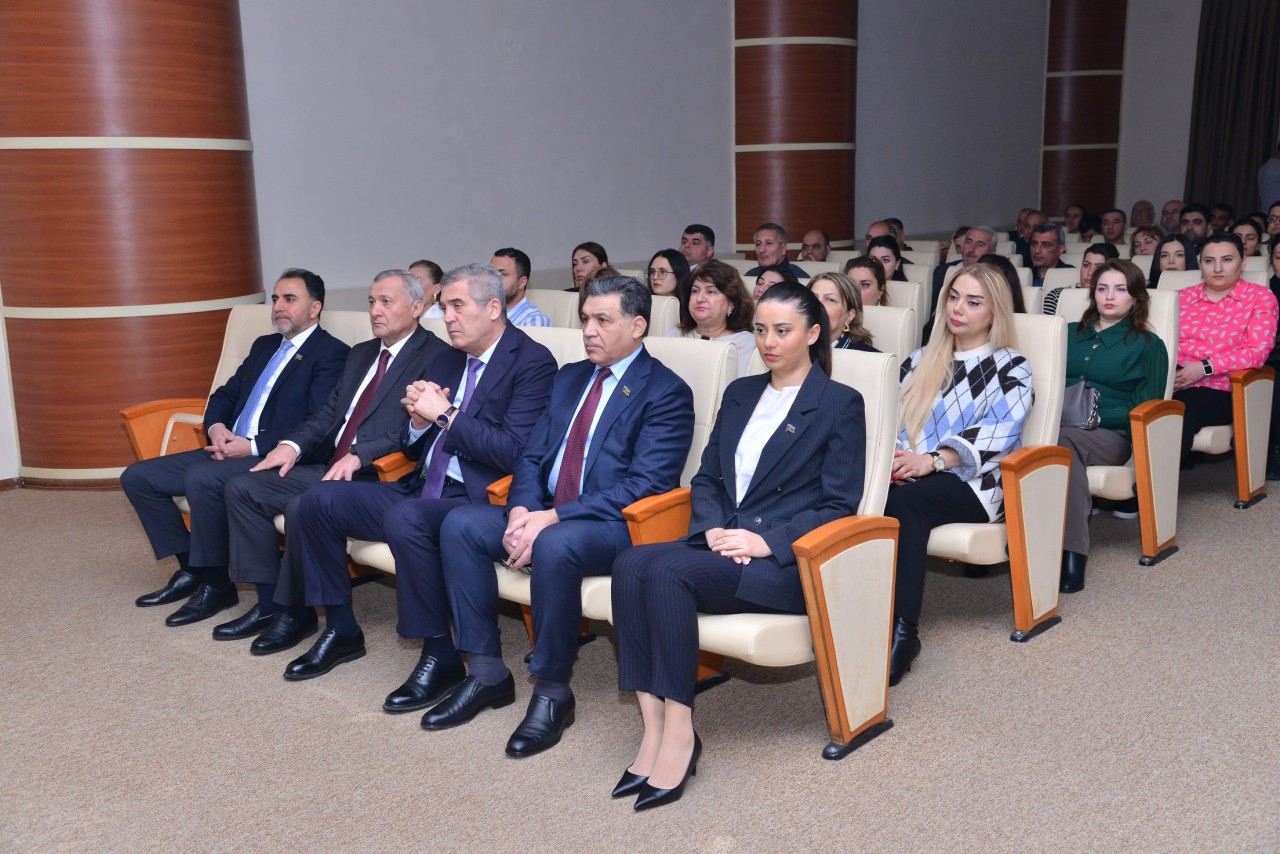 Qaradağda hesabat yığıncağı keçirildi - FOTOLAR